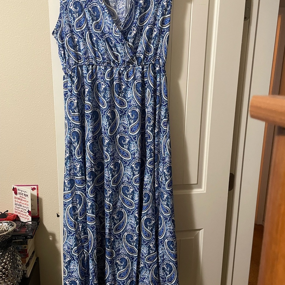 SHEIN Blue and White Paisley Maxi Dress